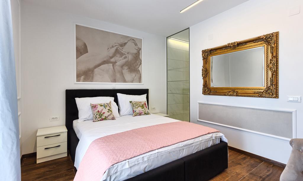 Mincheta - Luxury Rooms Primošten Exterior foto